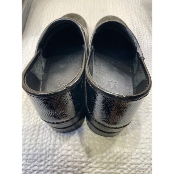 Dansko Professional Clogs Size  EU 42 - US 11.5-12 - Carbon Fiber Patent Leather - Picture 6 of 8